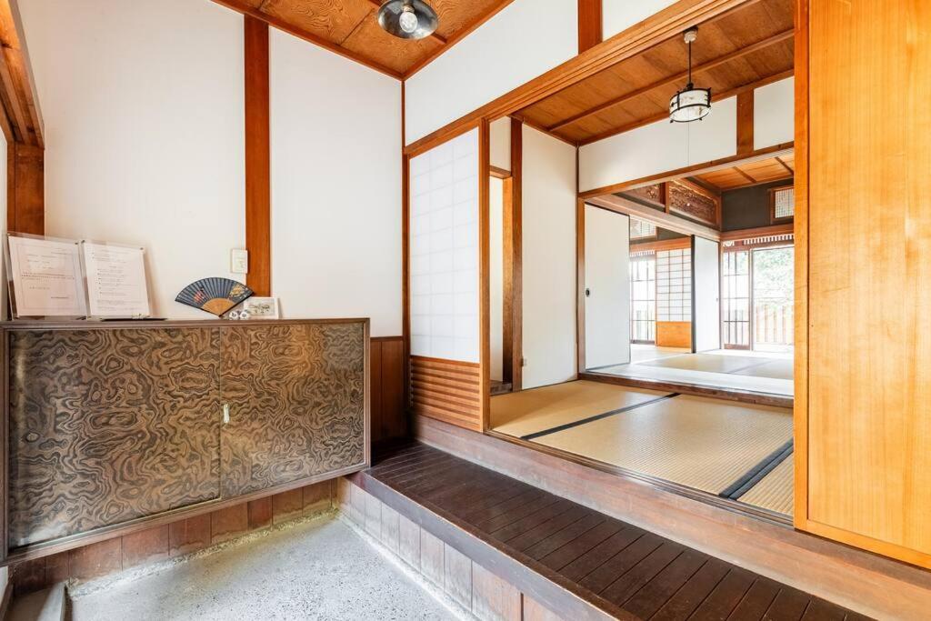 日々の宿: 宇野駅から車で5分 直島へ 最大7名様 古民家貸切 一棟貸し Tamana Exteriér fotografie